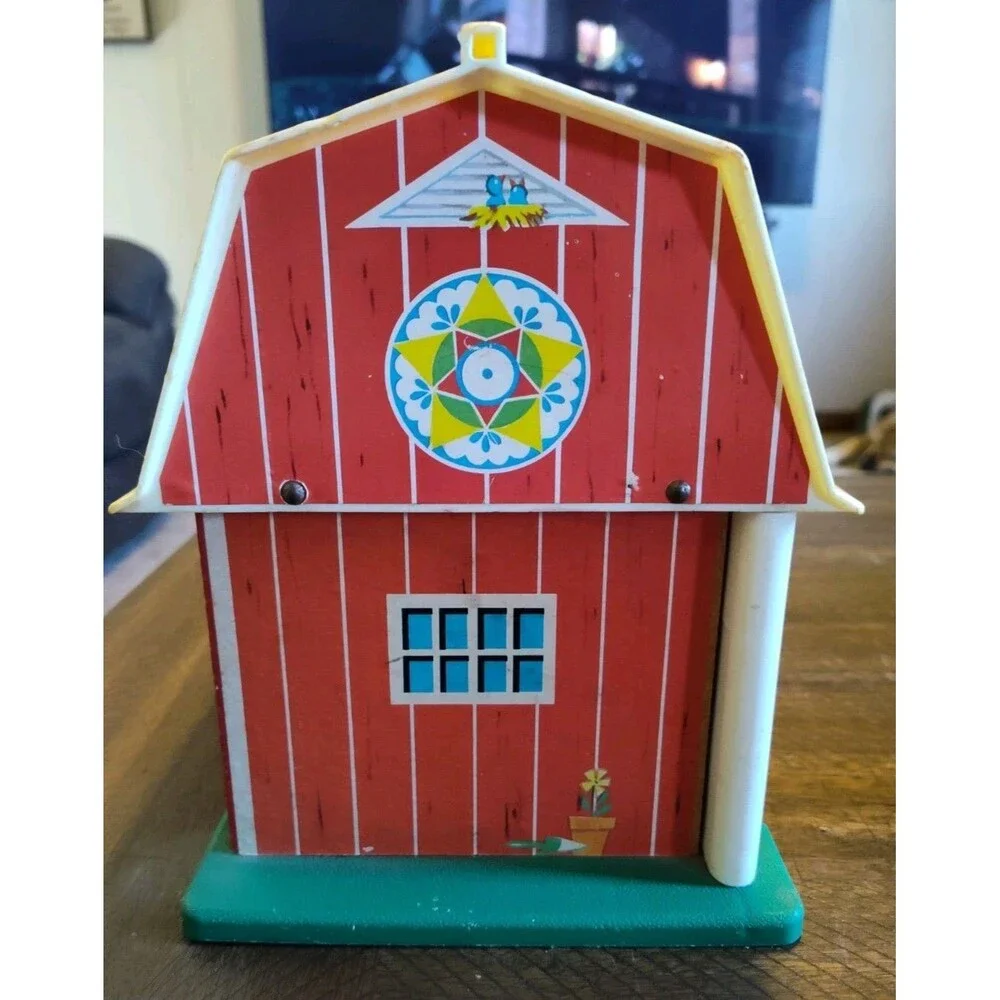 Vintage Fisher Price 1967 Family Farm Play Toy Barn - NO SOUNDS